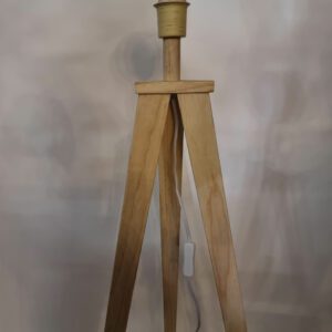 VL-Trilux-Vloerlamp-3-poot-Wood-(3)
